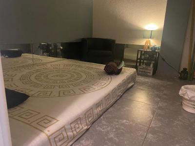 621325533: Chica busca chico en Madrid