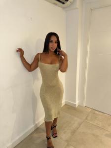 697624169: Chica busca chico en Málaga