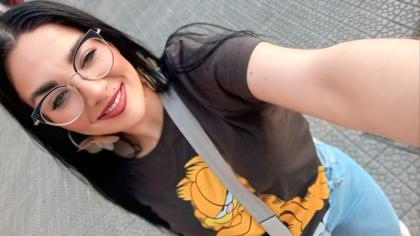 643037564: Chica busca chico en La Coruña