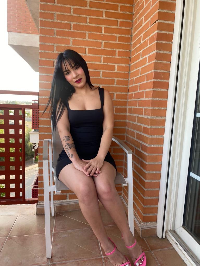 Chica busca chico en Huelva: 