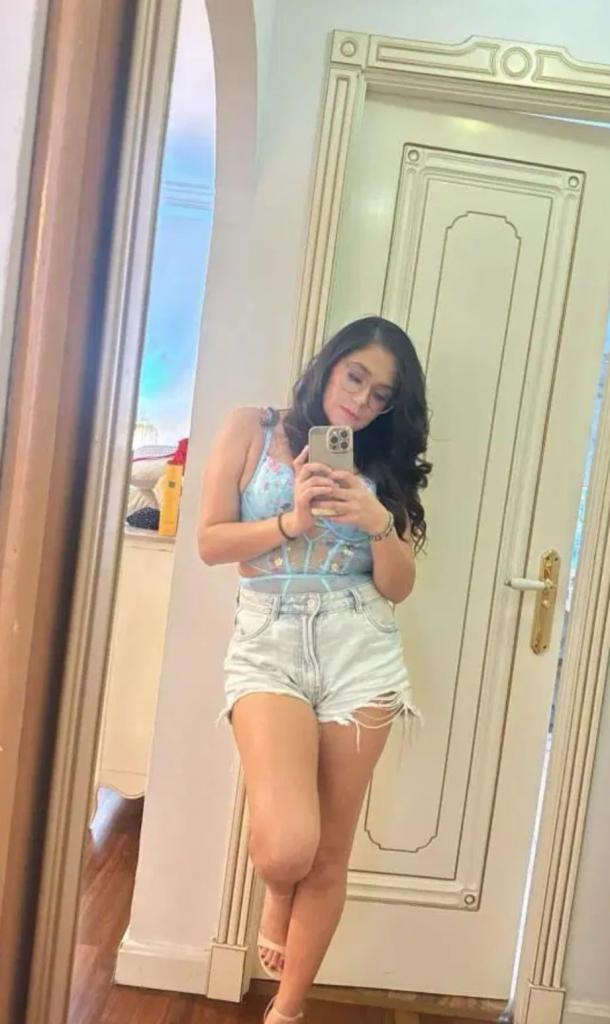 Chica busca chico en Cádiz: 