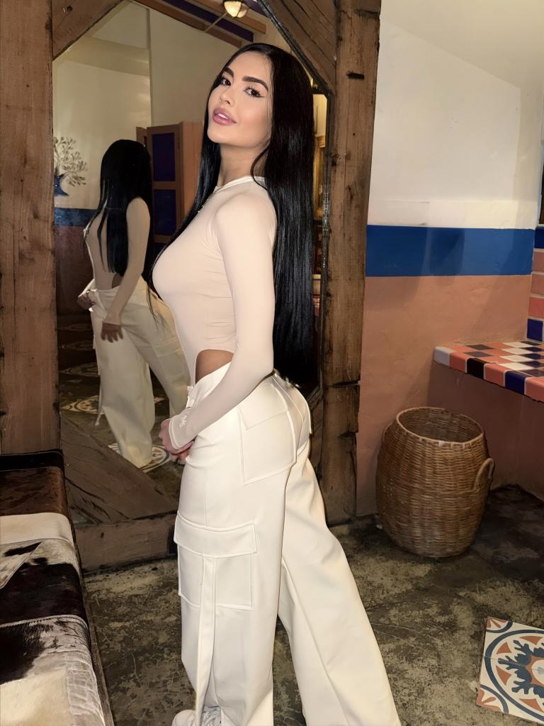 Chica busca chico en Barcelona: 