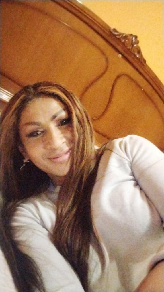 632547693: Transexual en Pontevedra