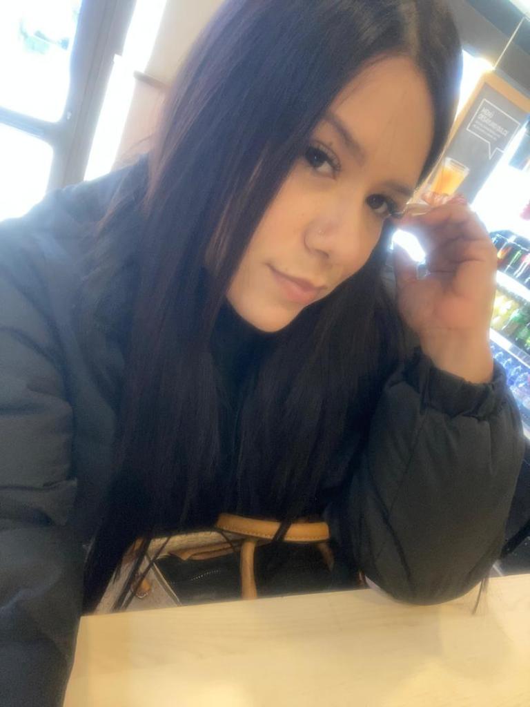 Chica busca chico en Sevilla: 