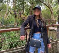 611221421: Chica busca chico en La Coruña