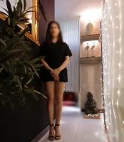 667756310: Chica busca chico en Madrid