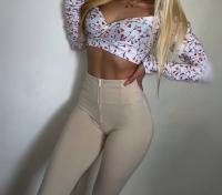 632999158: Chica busca chico en La Coruña