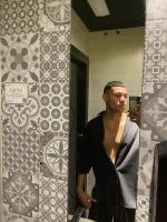 617162962: Chico busca chica en Sevilla