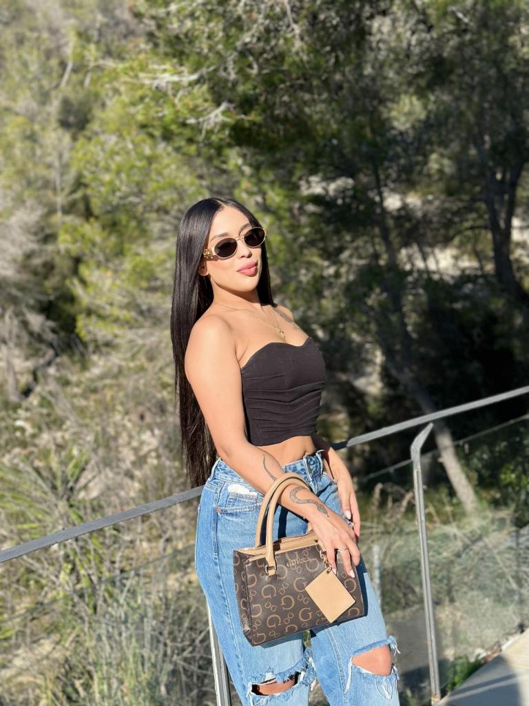 Chica busca chico en Alicante: 