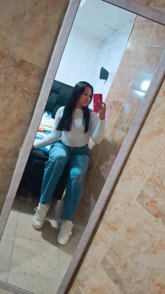 Chica busca chico en Murcia: Chica busca chico