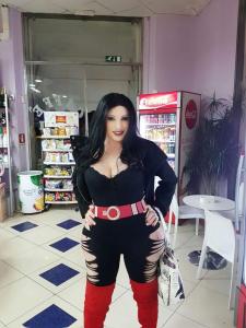 692574162: Travesti en Burgos