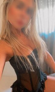 631985603: Chica busca chico en La Coruña