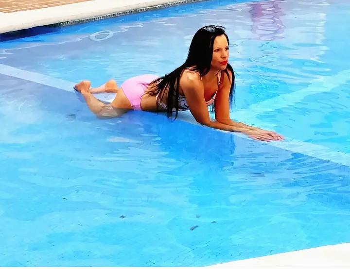 654197534: Chica busca chico en Tarragona
