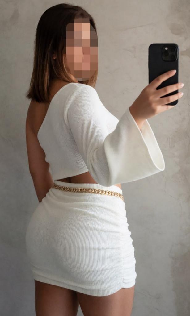 666758713: Chica busca chico en Málaga