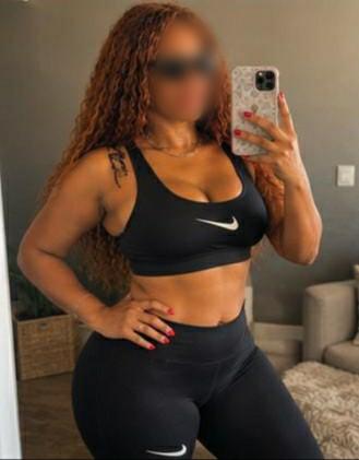 Chica busca chico en Tenerife: 