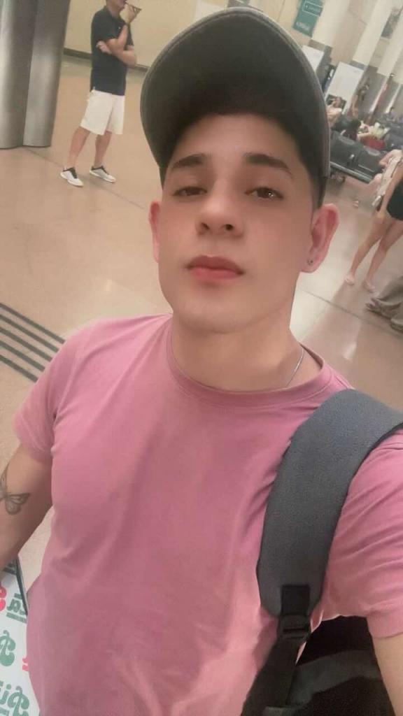 Chico busca chica en Almería: 