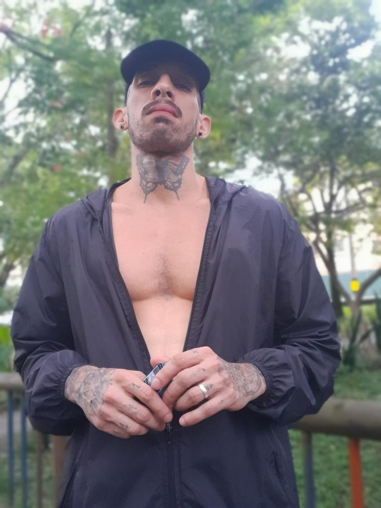 643352763: Chico busca chica en Zaragoza