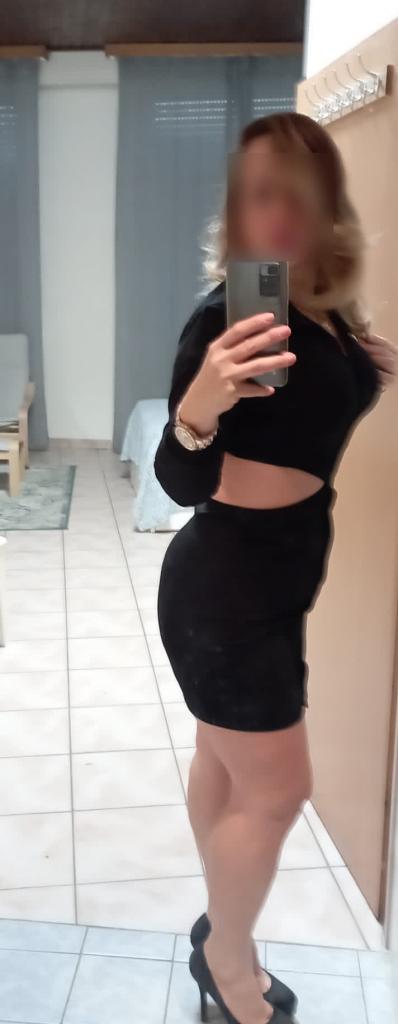 611290593: Chica busca chico en Cáceres