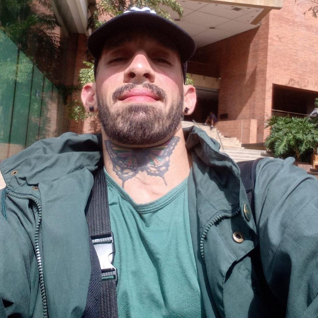 Chico busca chica en Zaragoza: 