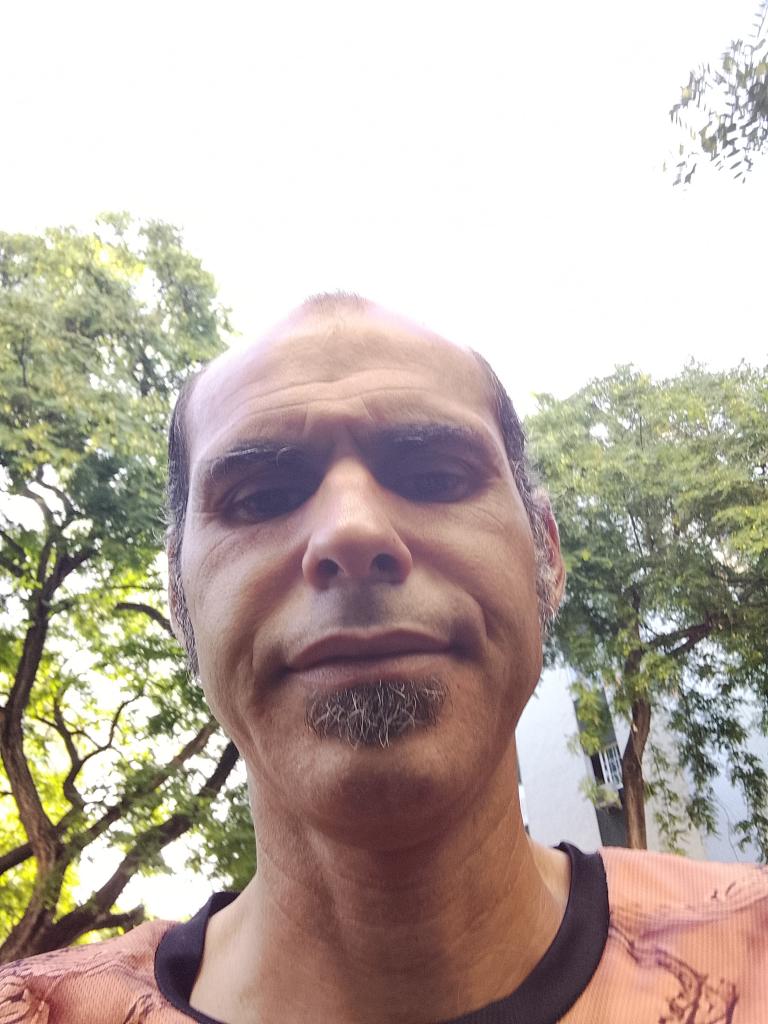 722214113: Chico busca chica en Málaga