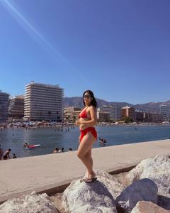 614886330: Chica busca chico en Alicante