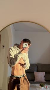 604843599: Chico busca chica en Madrid