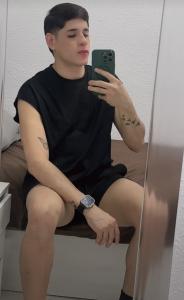 622381457: Chico busca chica en Almería