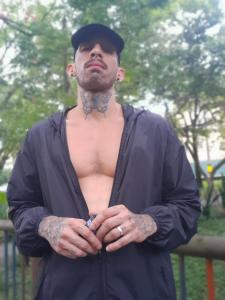 643352763: Chico busca chica en Zaragoza