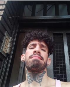 643352763: Chico busca chica en Zaragoza