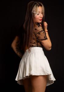 624667389: Chica busca chico en Ibiza