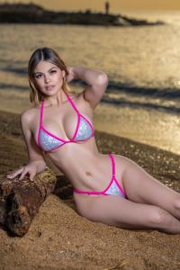 612446846: Chica busca chico en Barcelona