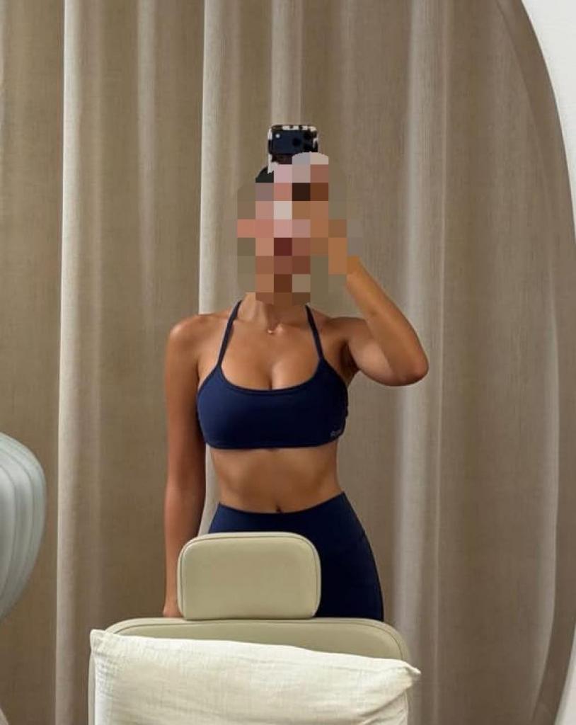 602304169: Chica busca chico en La Coruña