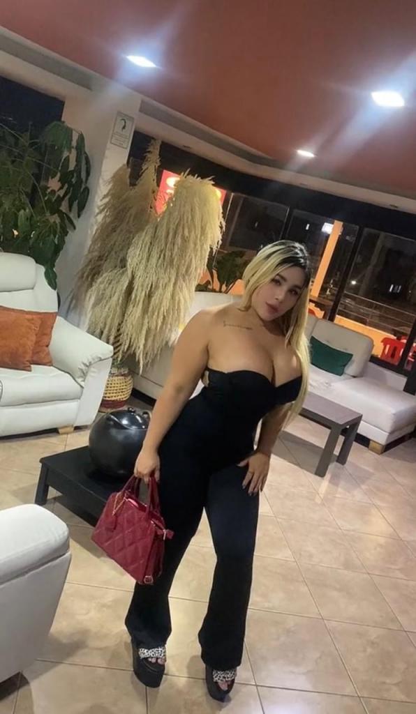 Chica busca chico en Tenerife: Chica busca chico