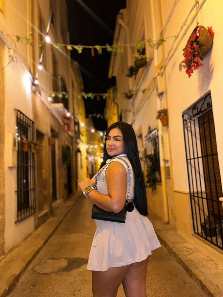 Chica busca chico en Alicante: 