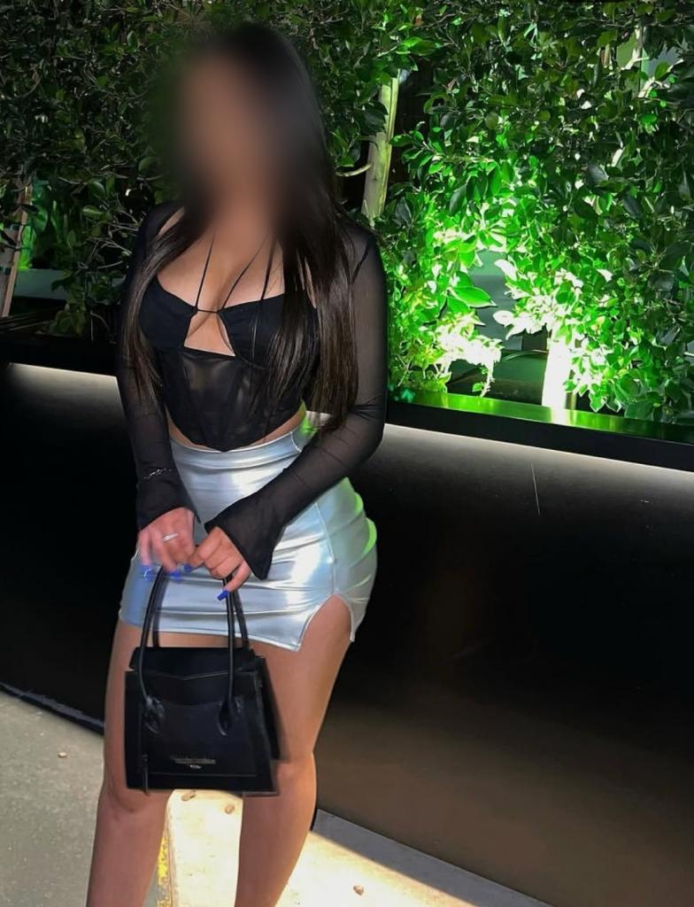 604220051: Chica busca chico en Alicante