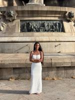 670672858: Chica busca chico en Madrid