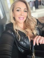 743030295: Chica busca chico en Madrid