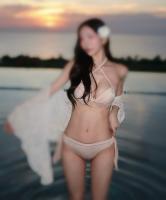 697389321: Chica busca chico en Cádiz