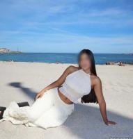 744795934: Chica busca chico en Sevilla