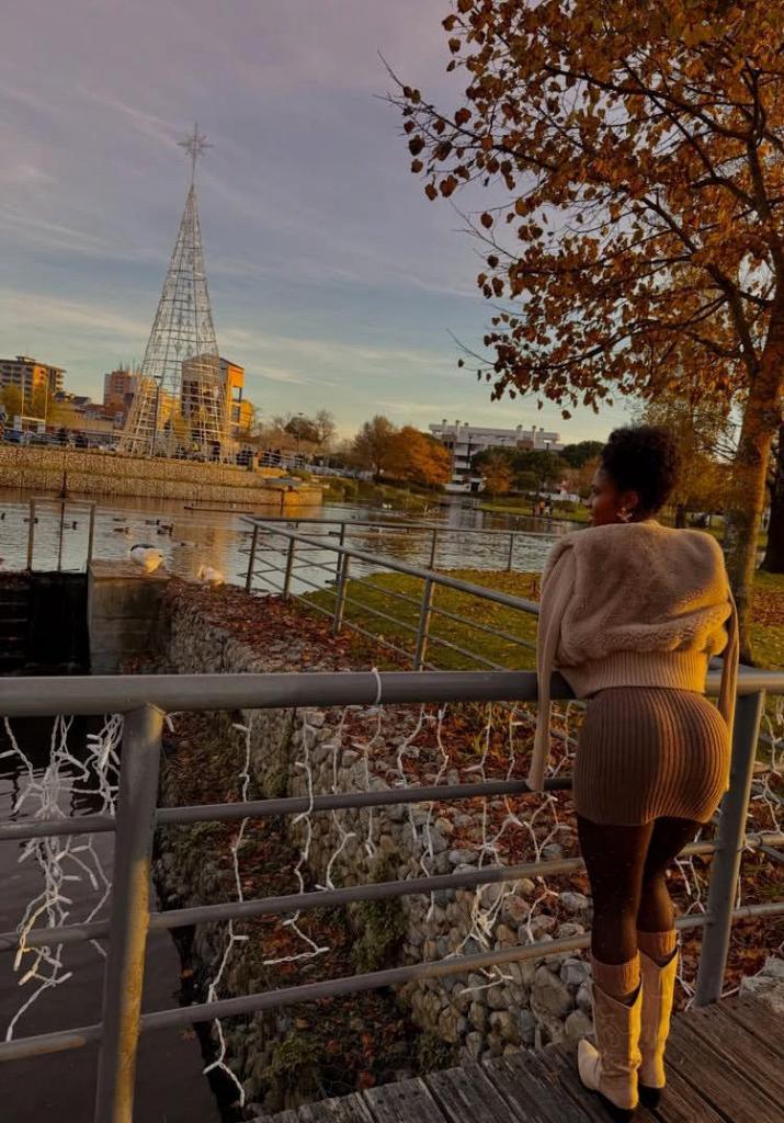 Chica busca chico en La Coruña: 