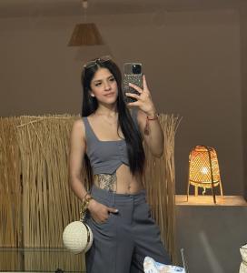 663413708: Chica busca chico en Madrid