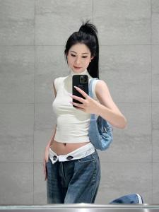 603913322: Chica busca chico en Barcelona