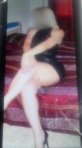 631168342: Chica busca chico en Barcelona