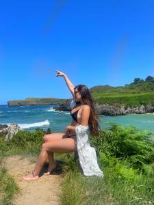 613909177: Chica busca chico en La Coruña