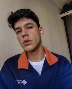 665891530: Chico busca chica en La Coruña