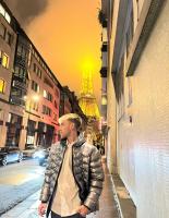 633602730: Chico busca chica en Madrid