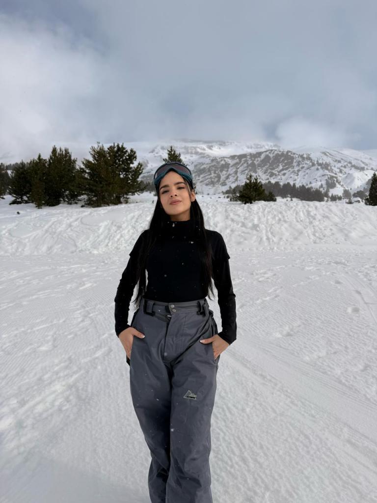 742074932: Chica busca chico en Zaragoza