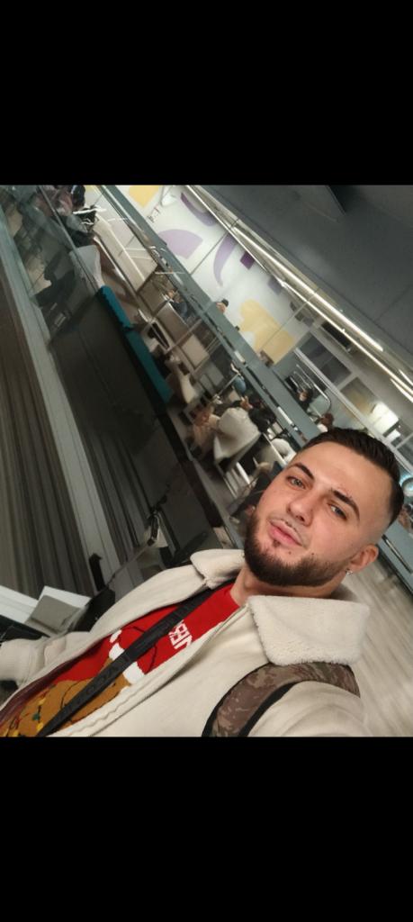 Chico busca chica en Madrid: 