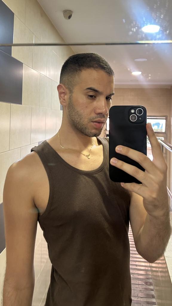 Chico busca chica en Alicante: Chico busca chica