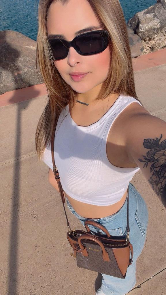 611265138: Chica busca chico en Málaga